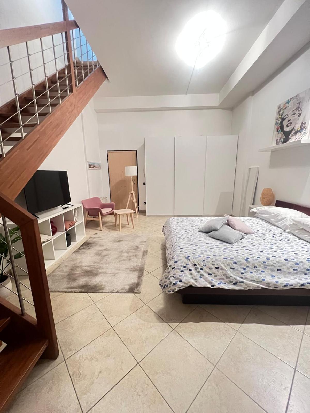 Loft Eur Free Parking Apartment *